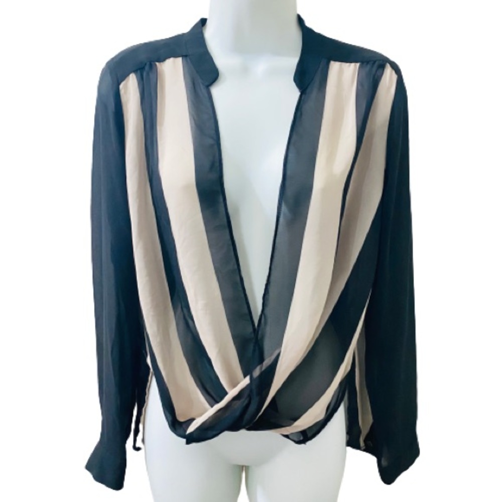 FOREVER 21 Black & Tan Small Wrap Top